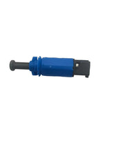 Cargar imagen en el visor de la galería, 4515450109 brake light switch OO12.141 opposite side of blue housing and mounting profile