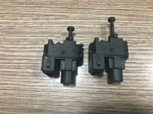 Load image into Gallery viewer, Olivia&Oliver Brake Light Switch Fits FORD Focus Mondeo JAGUAR X-Type MAZDA Demio VE724016