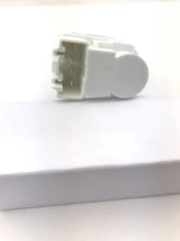 Cargar imagen en el visor de la galería, Olivia&Oliver 4pins Stoplight Switch Fits Land Rover LR3 LR4 Ford Falcon BA BF FG FGX Territory SX SY SZ Jaguar XF XJ XK 7E5Z13480A / 6E5Z13480A