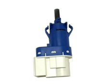 Cargar imagen en el visor de la galería, Olivia&Oliver 4pins Stoplight Switch Fits Land Rover LR3 LR4 Ford Falcon BA BF FG FGX Territory SX SY SZ Jaguar XF XJ XK 7E5Z13480A / 6E5Z13480A