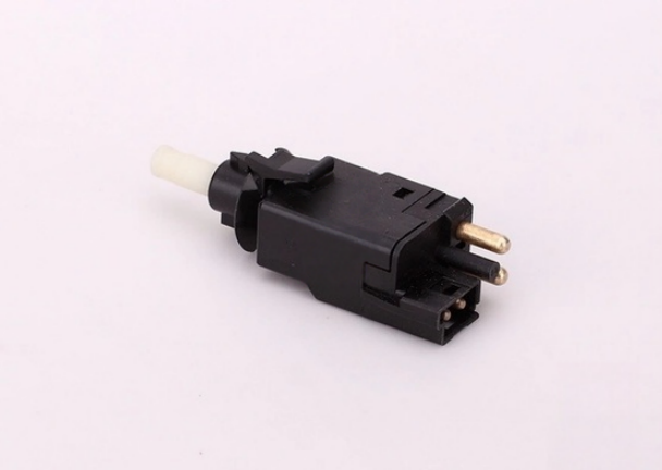 Brake Light Switch Fit for Mercedes-Benz | 0005457709